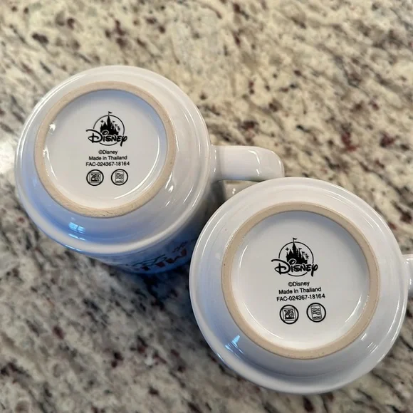 🎄Mickey Mouse Merry & Bright Mug Set🎅🏼 - Picture 6 of 6